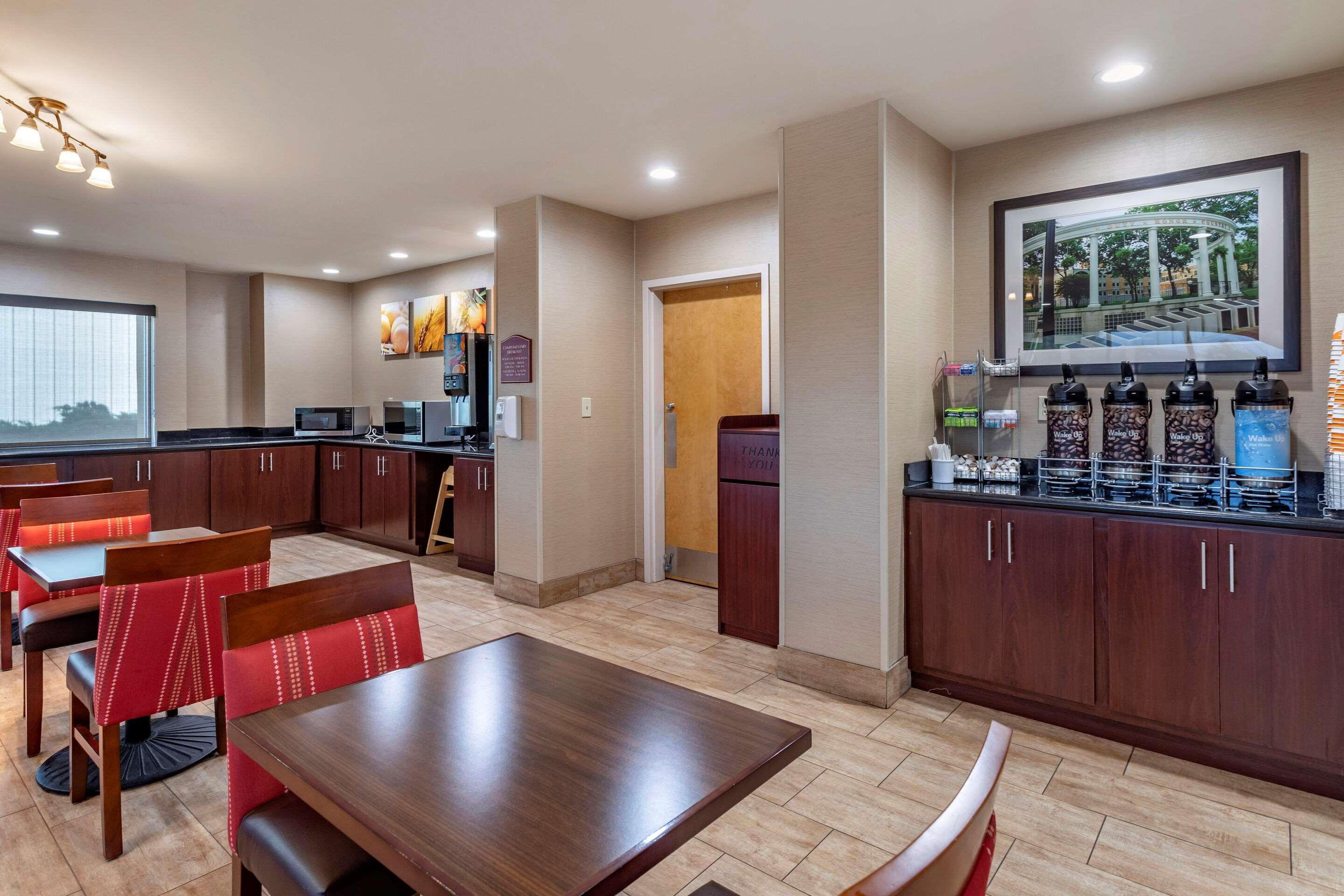 Comfort Suites Florence Shoals Area Ngoại thất bức ảnh